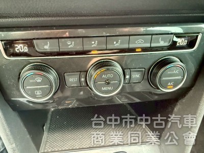 ikey  摸門  acc定速跟車  車道維持  360環景系統    電動椅  後做出風口  電尾門 