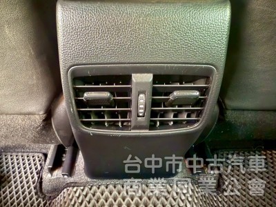 acc定速跟車系統   後座出口  