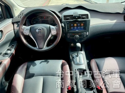 I-TIIDA 1.6 五門掀背 配備 ikey  摸門  定速   盲點偵測  影音系統