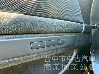 F10 520i 小改後 新頭燈