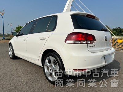 2010年 Volkswagen MK6 GOLF 2.0 TDI 美車原鈑件 低里程
