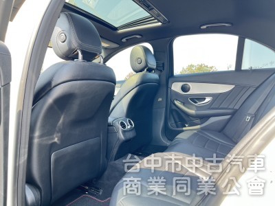 2015年 總代理 M-BENZ C-Class Sedan C250 AMG Line 超美車 原鈑件 里程保證
