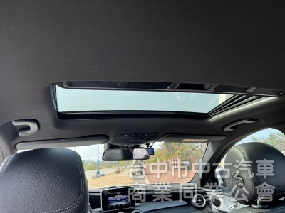 2015年 總代理 M-BENZ C-Class Sedan C250 AMG Line 超美車 原鈑件 里程保證