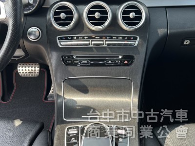 2015年 總代理 M-BENZ C-Class Sedan C250 AMG Line 超美車 原鈑件 里程保證