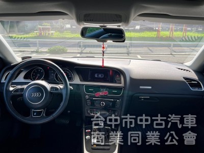 2014．AUDI．A5．白色