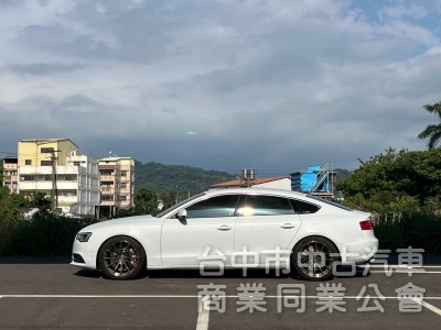 2014．AUDI．A5．白色