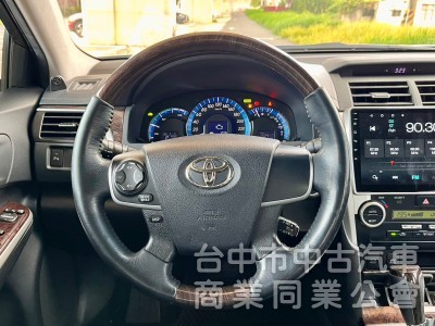 2012．Toyota．Camry Hybrid．銀色