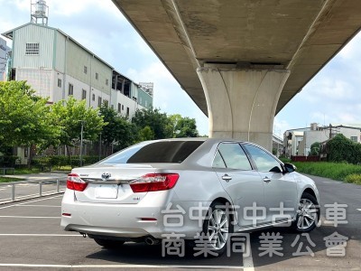 2012．Toyota．Camry Hybrid．銀色