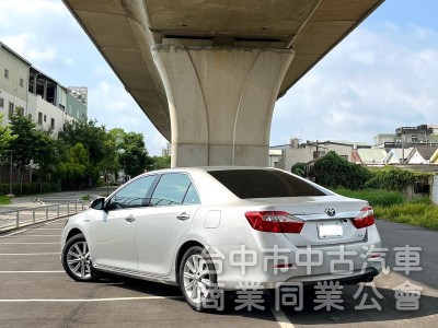 2012．Toyota．Camry Hybrid．銀色