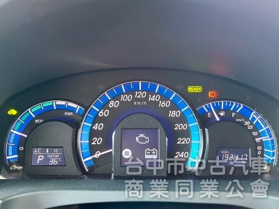 2012．Toyota．Camry Hybrid．銀色