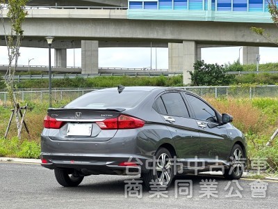 2017．Honda．City．灰色