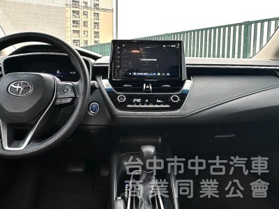 2021．Toyota．Altis Hybrid．白色