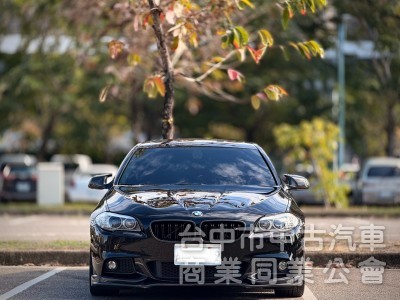 2012．BMW．528i．黑色