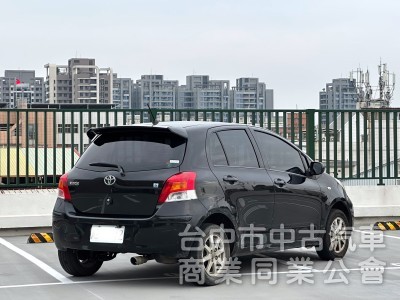 2012．Toyota．Yaris．黑色