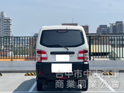 2015．中華．菱利．白色