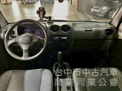 2015．中華．菱利．白色