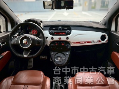 2012．FIAT．Abarth 500C