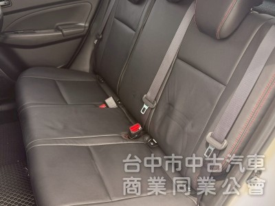 2024 SUZUKI Swift 