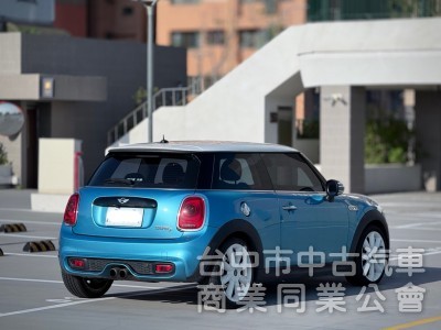 2016 MINI COOPER S 