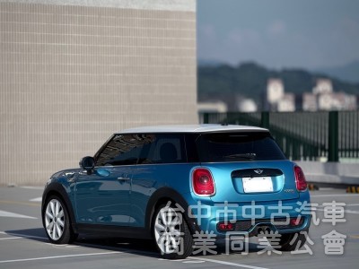 2016 MINI COOPER S 