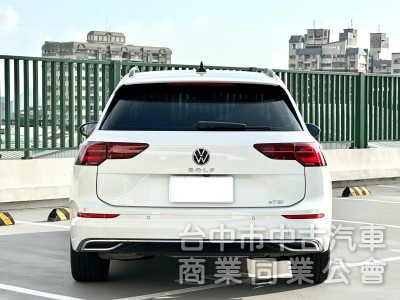 2023 Golf Variant 里程4.5萬