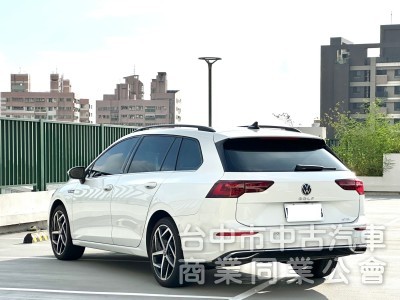 2023 Golf Variant 里程4.5萬