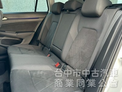 2023 Golf Variant 里程4.5萬
