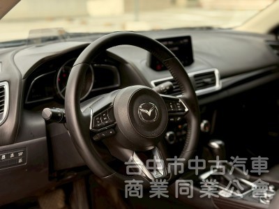 2018 Mazda3 里程10萬