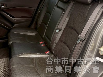 2018 Mazda3 里程10萬