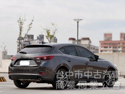 2018 Mazda3 里程10萬