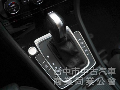 全程原廠保養 原廠保固中 IQ.DRIVE 智能駕駛輔助系統 可全額貸款