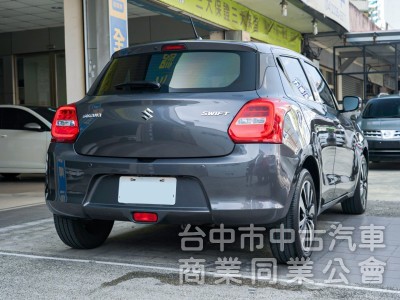 原廠鈑件 里程3萬多公里 Keyless免匙系統 立約擔保里程及車況 可全額貸