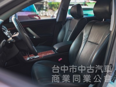 全車原廠鈑件 原廠保養紀錄 里程保證 已第三方認證 可全額貸款