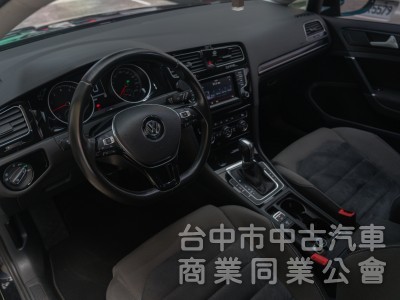 輕化鋁圈 全車原鈑件 HID氙氣頭燈 定速巡航 倒車圖像輔助 可全額貸