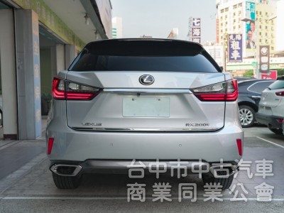 RX 200t  旗艦版 全景天窗 原廠鈑件 環景影像系統 ACC主動跟車系統 可全額貸款