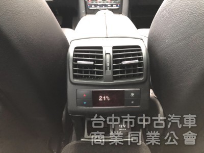 2012M-BENZ W212 E350 276新引擎 中華賓士總代理 實跑8萬公里無事故泡水..五大保證.極品