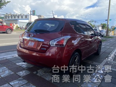 2014年 Nissan Tiida 5D Turbo 1.6 原鈑件 恆溫 I-key 導航 社會新鮮人優質的代步首選