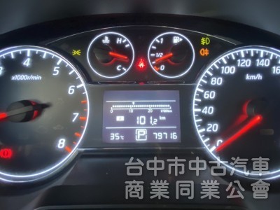 2014年 Nissan Tiida 5D Turbo 1.6 原鈑件 恆溫 I-key 導航 社會新鮮人優質的代步首選