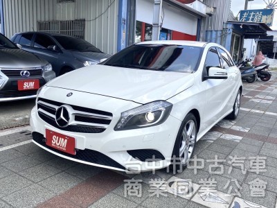 2015年式 M-Benz  A180 1.6  小鋼砲 一手女用車 渦輪引擎 電動座椅 恆溫 入手歐系五門小車最佳首選