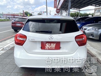 2015年式 M-Benz  A180 1.6  小鋼砲 一手女用車 渦輪引擎 電動座椅 恆溫 入手歐系五門小車最佳首選