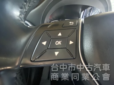 2015年式 M-Benz  A180 1.6  小鋼砲 一手女用車 渦輪引擎 電動座椅 恆溫 入手歐系五門小車最佳首選