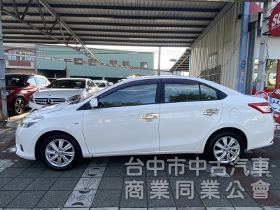 2015年 TOYOTA VIOS 1.5 省油省稅好維護 影音螢幕 倒車顯影 數位電視 都會代步小車首選