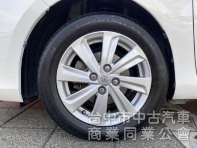 2015年 TOYOTA VIOS 1.5 省油省稅好維護 影音螢幕 倒車顯影 數位電視 都會代步小車首選