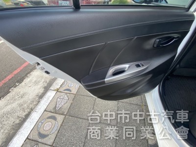 2015年 TOYOTA VIOS 1.5 省油省稅好維護 影音螢幕 倒車顯影 數位電視 都會代步小車首選