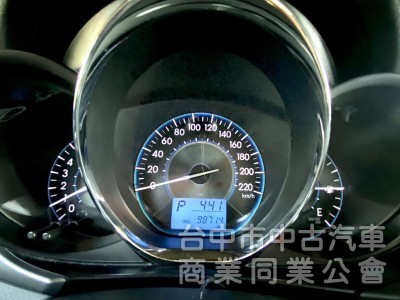 2015年 TOYOTA VIOS 1.5 省油省稅好維護 影音螢幕 倒車顯影 數位電視 都會代步小車首選