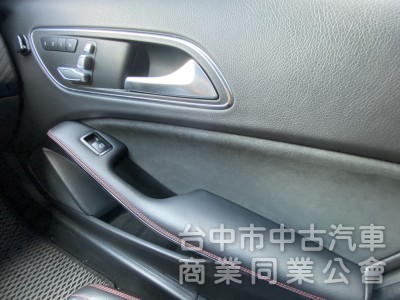 2017年 M-Benz A180 1.6 AMG LINE 總代理 原鈑件 僅跑5萬公里好開好操控 便宜入手賓士小鋼砲