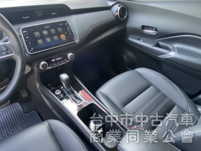 2023年 NISSAN KICKS 1.6 小改款 旗艦版 只跑1.7萬公里 ACC 環景 市場難得的全新車 原廠保固