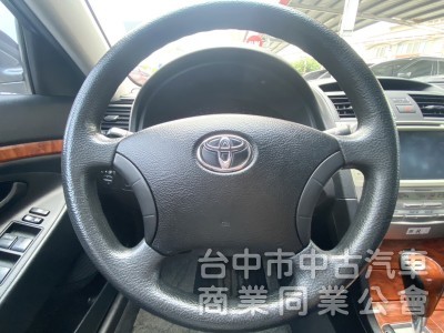 2007年 Toyota  Camry  2.0  E版 里程少 黑內裝 HID頭燈 雙區恆溫 妥善率高的國民家庭房車