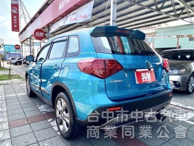 2020年式  SUZUKI  VITARA GLX版 1.6  僅跑2.9萬公里 原鈑件 恆溫 環景 鋼砲型跨界小休旅