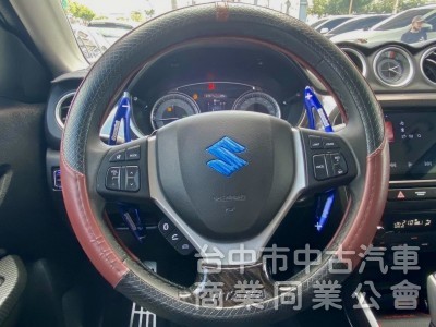 2020年式  SUZUKI  VITARA GLX版 1.6  僅跑2.9萬公里 原鈑件 恆溫 環景 鋼砲型跨界小休旅